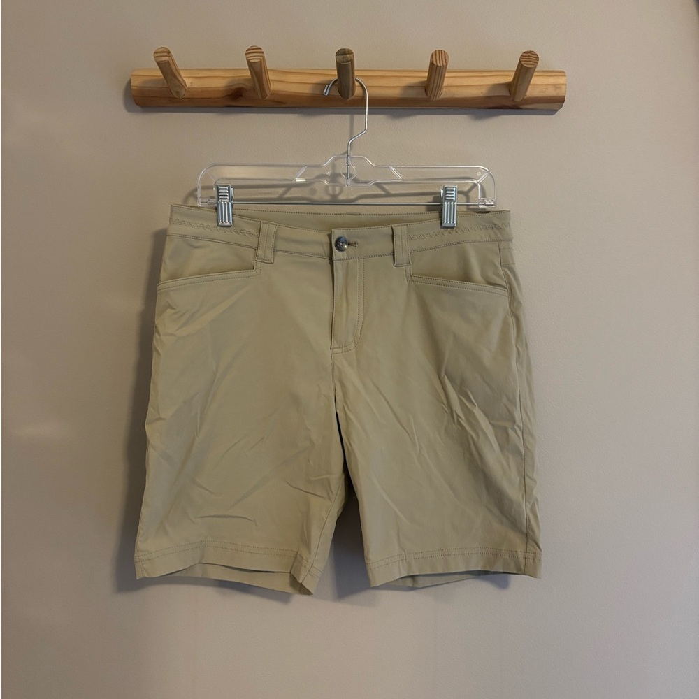 Women’s Khaki Eddie Bauer Shorts